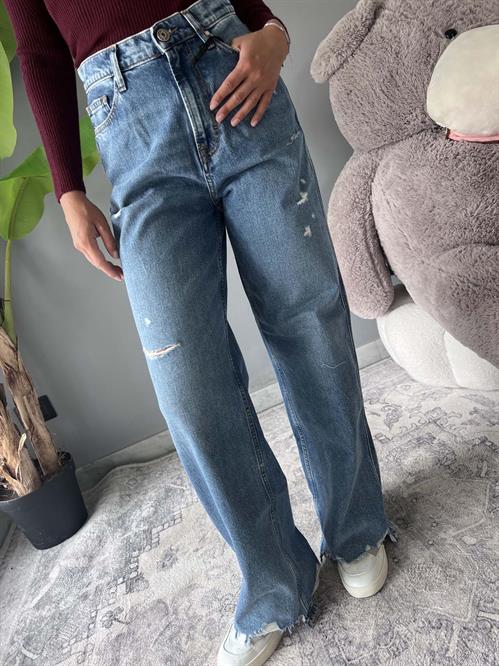 Jeans palazzo dritto loose con orlo sfrangiato