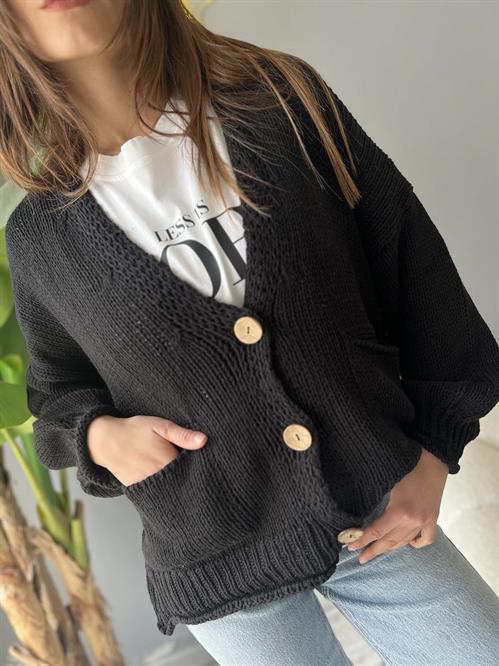 cardigan bottoni nero con taschine